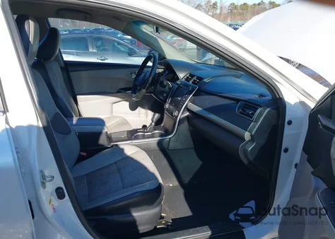 2015 Toyota Camry Se z USA, uszkodzony, nr VIN 4T1BF1FK4FU482281